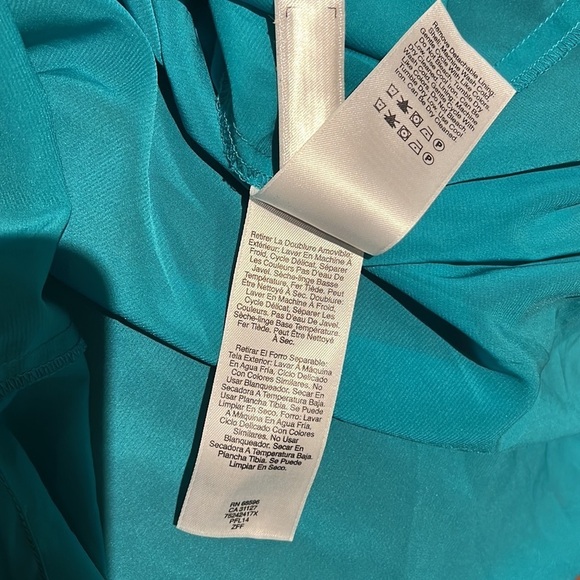 Dkny  teal sheer Loose fit silky sleeveless blouse Sz XS - Picture 8 of 12